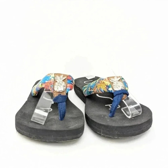 Unisa Fiava Flip Flop Sandals - 5 - Picture 7 of 10